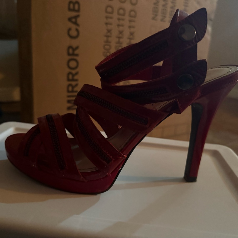 Gianni Bini Red Zipper-Trim Strappy High Heel Sandals - Picture 7 of 8